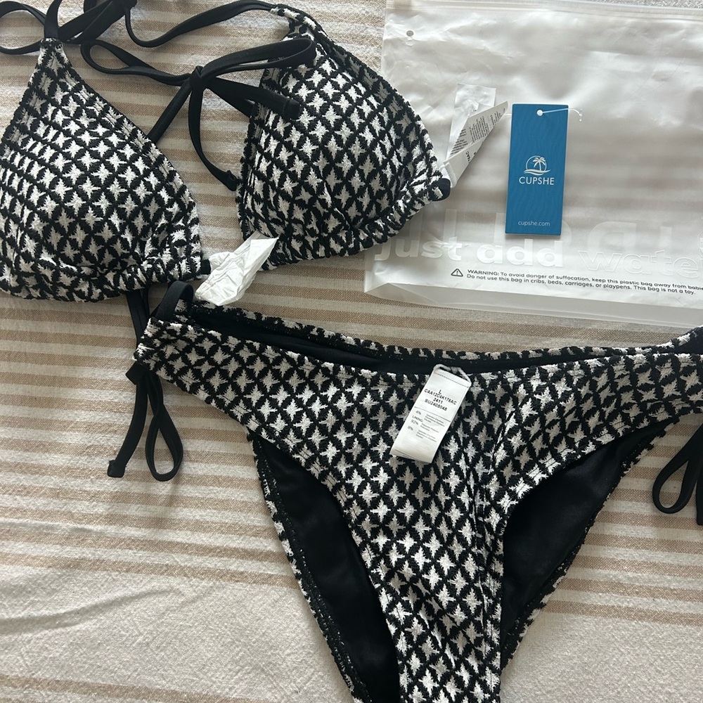 Cupshe Black and White Polka Dot Bikini Swimwear